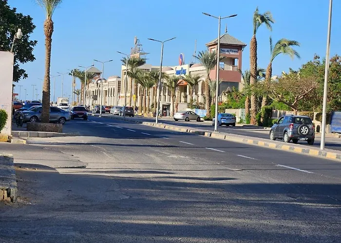 Free - Private Terrace With Wi-fi, Smart Tv, 3 Pools - Florenza Khamsin *