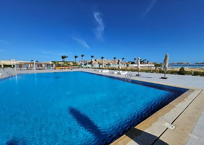 Free - Private Terrace With Wi-fi, Smart Tv, 3 Pools - Florenza Khamsin * الغردقة