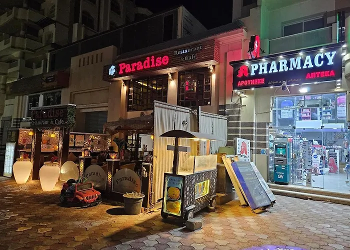 Free - Private Terrace With Wi-fi, Smart Tv, 3 Pools - Florenza Khamsin