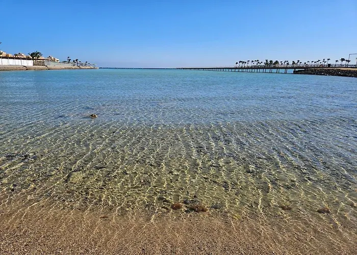 Free - Private Terrace With Wi-fi, Smart Tv, 3 Pools - Florenza Khamsin شقة الغردقة